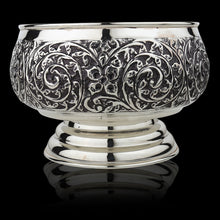 Load image into Gallery viewer, Antique Nakashi Bowl