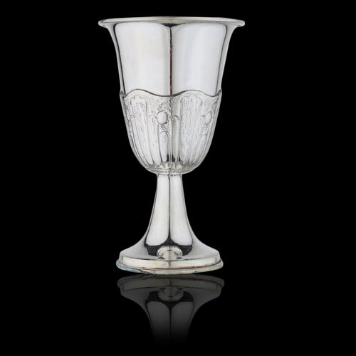 Wine Glass with Carving