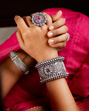 Load image into Gallery viewer, Bracelet